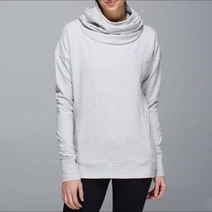 Lululemon Cowl/Turtleneck Sweatshirt with Pockets